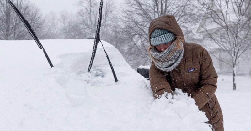 Най-малко 38 са загиналите от снежната буряНай-малко 38 са жертвите