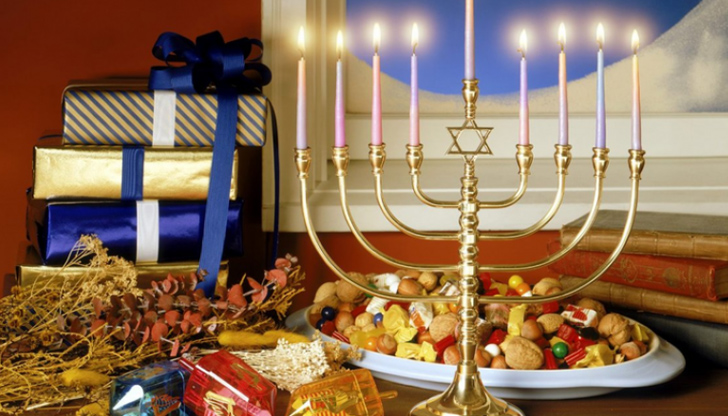 За евреите по целия свят започва ХанукаДнес за евреите по