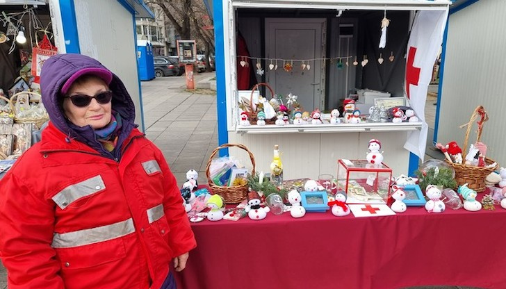 Благотворителната кампания на БЧК ще продължи до 26 декемвриКоледен благотворителен