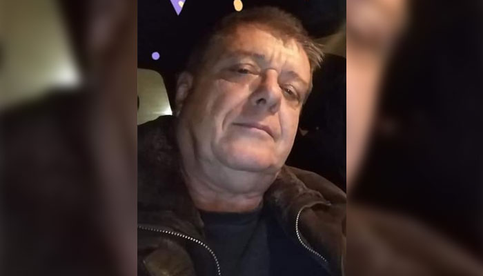 Според пострадалия единият от нападателите е служител на пожарната в