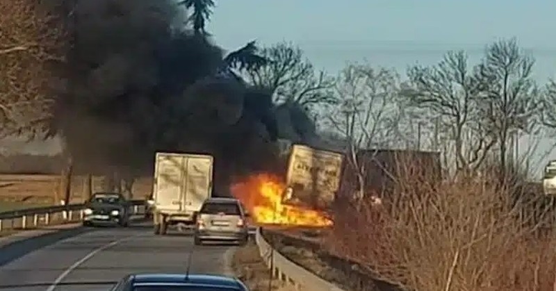 Движението по пътя бе ограничено до 19:30 часаВременно днес бе