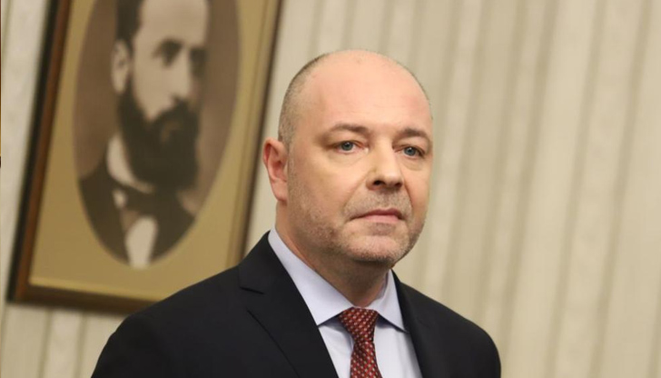 Трима вицепремиери предлага проф. Габровски, като и трите кандидатури са