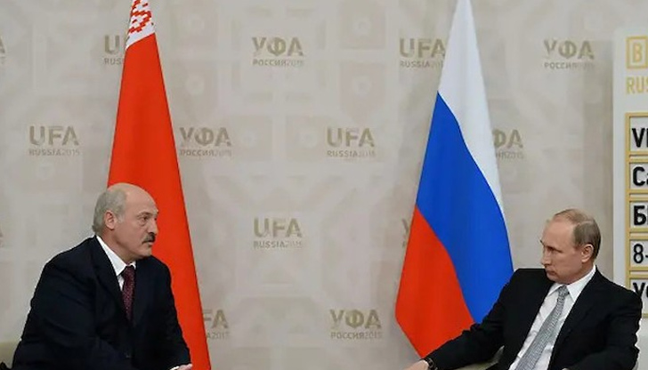 Беларус е длъжна на Русия, след като войските на Путин