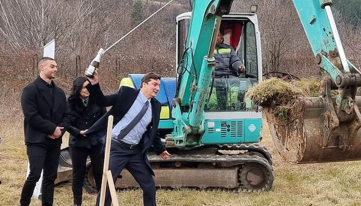 Крум Зарков изрази надежда до 14 месеца затворът да бъде