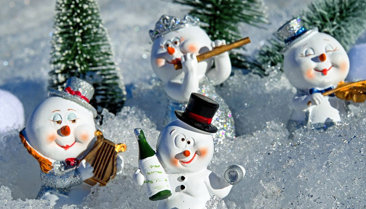 Църквата почита паметта на великите свещеномъченици Левкий, Тир и КалиникДнес