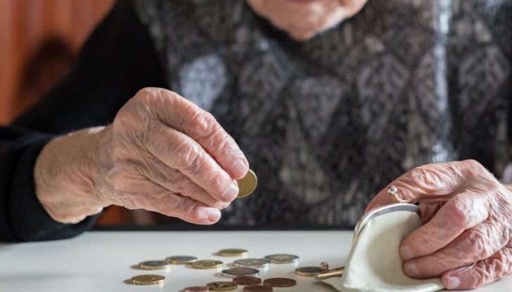 Преизчисление на пенсиите е критично нужно, казва омбудсманът Диана КовачеваЗапочна