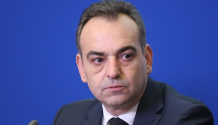 С повишаване на минималната работна заплата ще влезем в спирала,