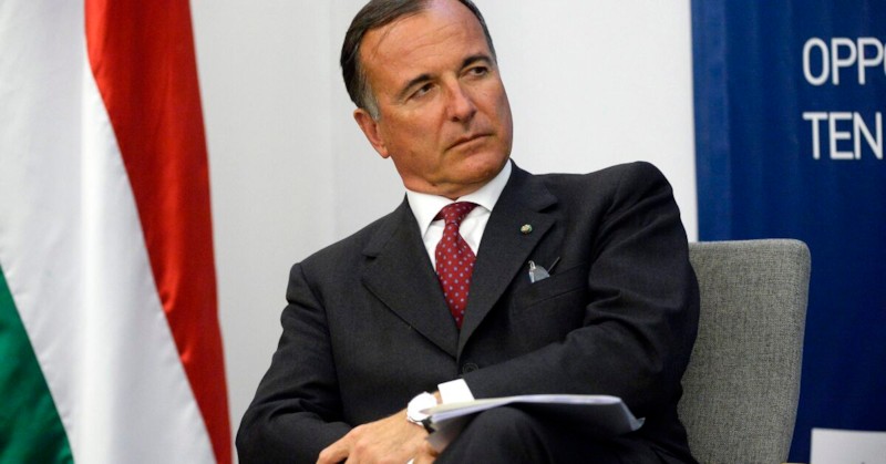 Политикът е бил болен от известно време и е починал