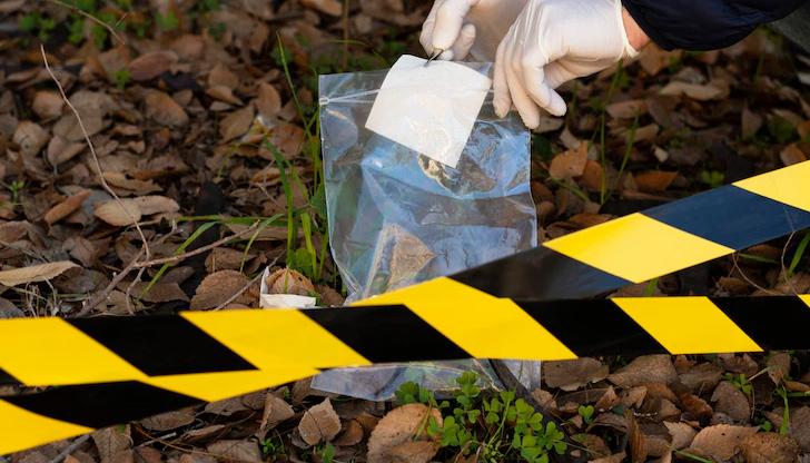 Други три деца са ранениЕдин ученик е бил убит, а