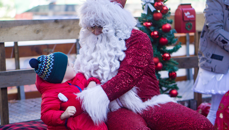 Кметът отправи коледни пожелания към русенциПостът във Facebook по повод