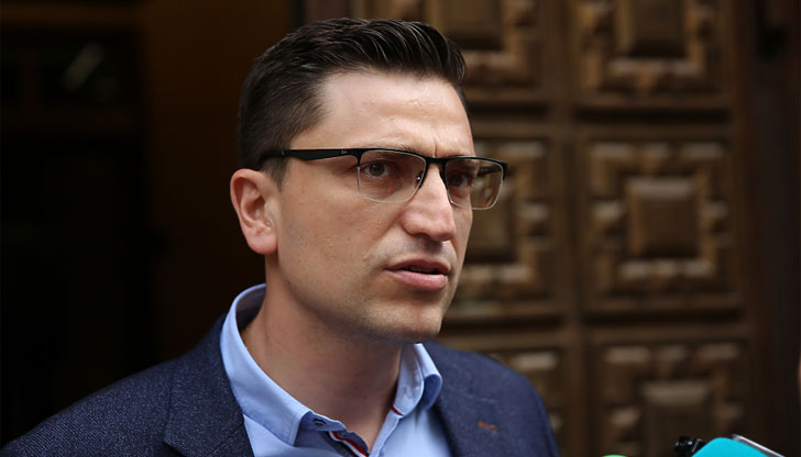 По думите му ПП има 4 групи политики, които смята