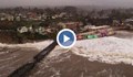 Огромни вълни разрушиха популярен кей в Калифорния