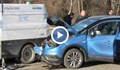 Кола се заби в почистваща техника на Община Русе