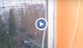 Новогодишна бомбичка разби прозорец на детска стая в Стара Загора