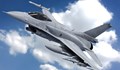 „Локхийд Мартин“ тества един от изтребителите F-16 за България