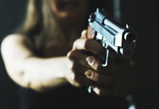 46 годишна жена вдигна на крак полицията във Велико Търново по