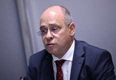 Сигналът касае служебния министър на труда и социалната политика Лазар