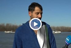 11 души скочиха за кръста в река Дунав при 4