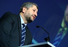 Това решение е взето на среднощно заседаниеНа среднощно заседание националният