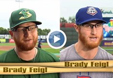 Основната разлика е само във възрастта на двамата идентични непознатиВ