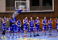 Русенските баскетболисти стартират годината с успехиС успешен мач започва новата