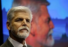 Бившият генерал си гарантира победа на втория тур Бившият генералПетър