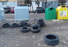 Защо в община Русе не се събират старите гуми от