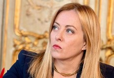 През последните месеци водещи консерватори прекараха часове наред в срещи