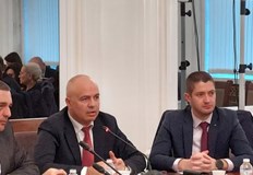 С решения на парче няма как да се решат проблемите