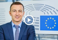 Евродепутатът от ГЕРБ ЕНП припомни че историческата комисия не работи