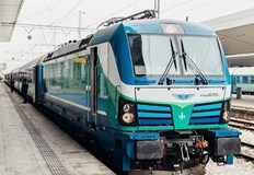 Падналата контактна мрежа е повредила локомотиваНощният влак от София до
