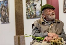 Предложението е във връзка с 90 годишнината на доайена на русенските