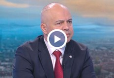 По думите на Свиленски президентът е нарушил нормите и създава