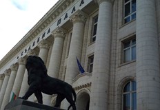 Жената е направила 14 банкови превода по своя игрална сметкаУправител