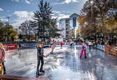 Русенци имат броени дни за да се насладят на пързалянето