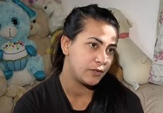 Двама мъже охраняват Севда комшии казват че не са я