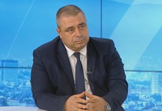 Планираме ремонт на 3000 километра пътища през 2023 г заяви