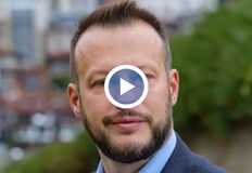 Тъжно е когато жени са жертва на хора които политиката