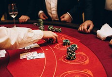 Близо 170 души са се записали в регистъра на хазартно