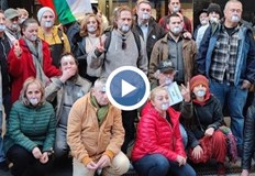 Те се обявиха срещу цензурата във Facebook пред централата на