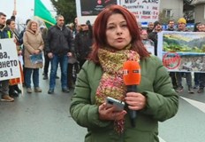 Хората протестират срещу изграждането на кариера за добив на мрамор
