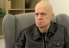 Това написа във Фейсбук председателят на Има такъв народ Слави