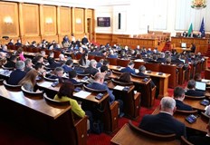 Депутатите поискаха изслушване на служебния министър Демерджиев както и на