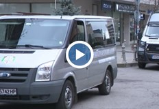 На двамата задържани е наложена парична гаранция в размер на