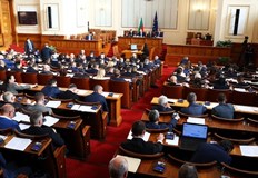 Парламентът прие общо осем законопроекта за промени в Наказателния кодексДа