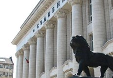 Причината за отвода са медийни публикации които оспорват безпристрастността на