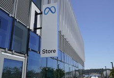 Ирландски регулаторен орган наложи глобата на компанията майка на Фейсбук