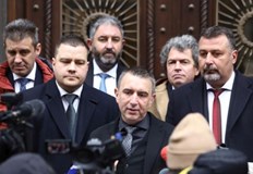 От партията внесоха уведомление в парламента за свикването на Велико