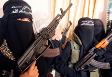 Терорист е взривил колана си с експлозиви сред служители и