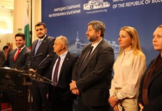 Демократична България разкри че част от дарителите ѝ за предизборни